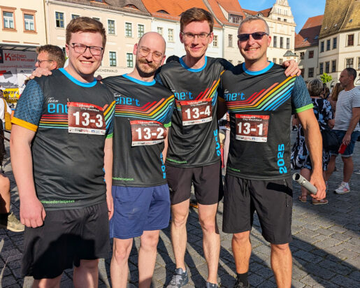 Torgauer City Nachtlauf Gruppenbild I 1280x1024
